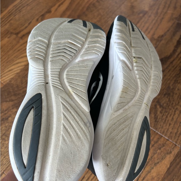 Saucony black kinvara runners sneakers - Picture 4 of 5